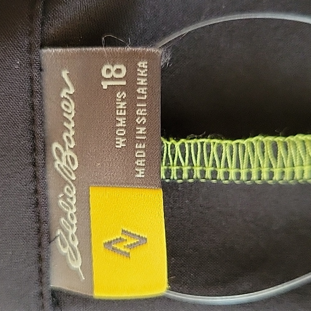 Eddie Bauer Departure Blazer - Picture 9 of 15